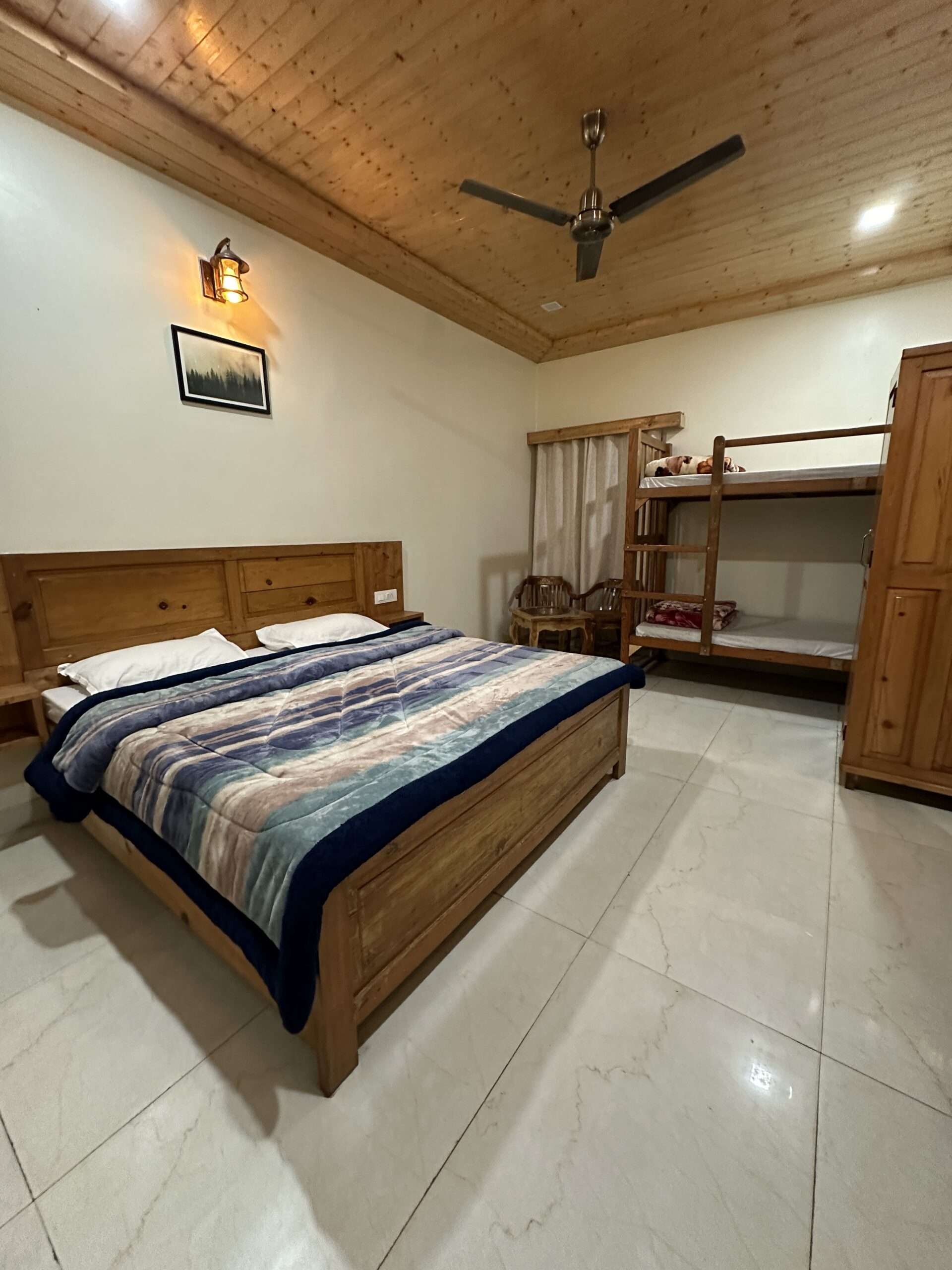 hotel in nainital low price