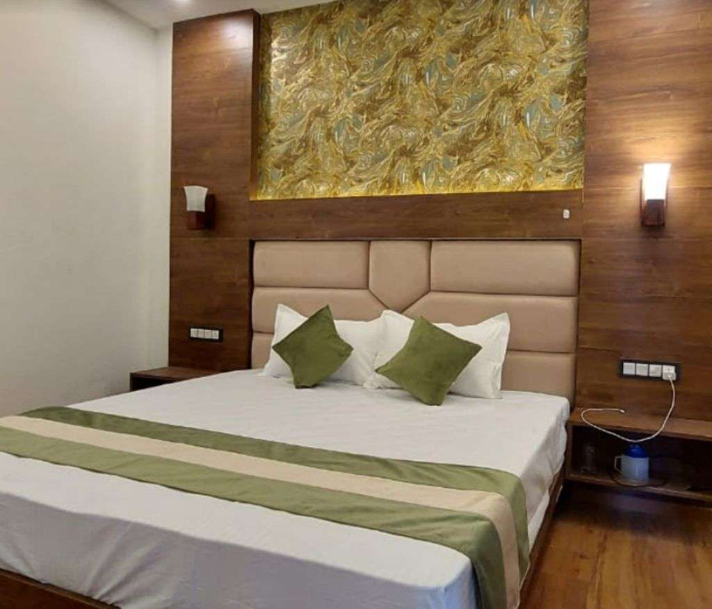 hotel in nainital cheap