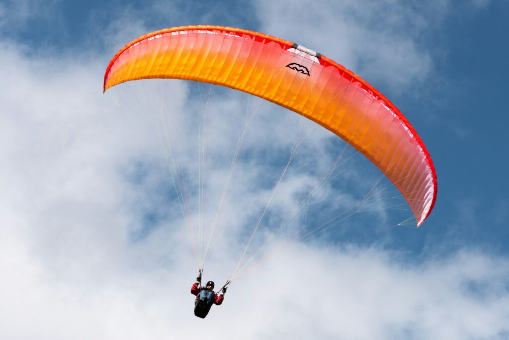 Paragliding in Naukuchiatal