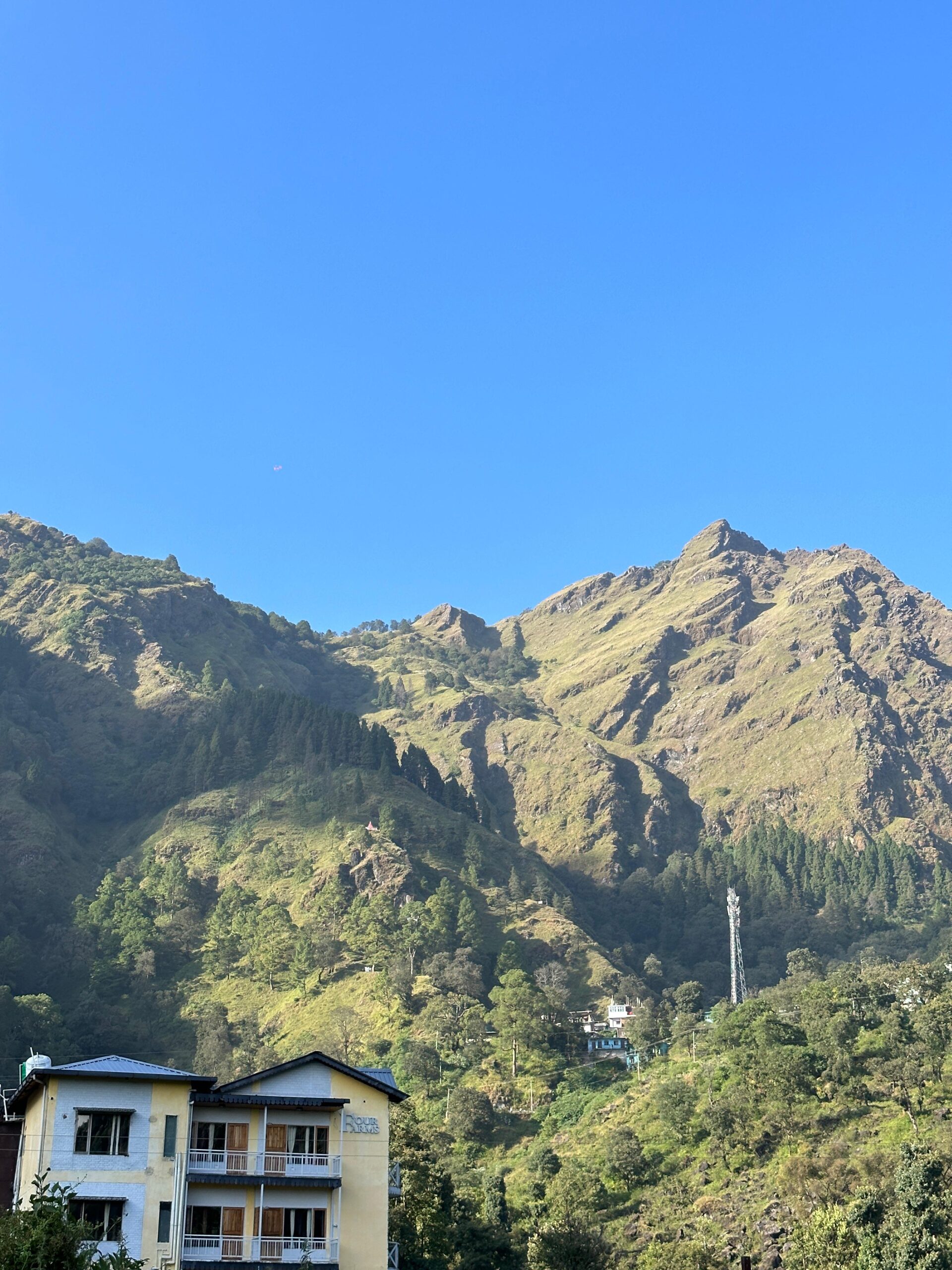 affordable resort Nainital, budget stay, cheap resort with great views