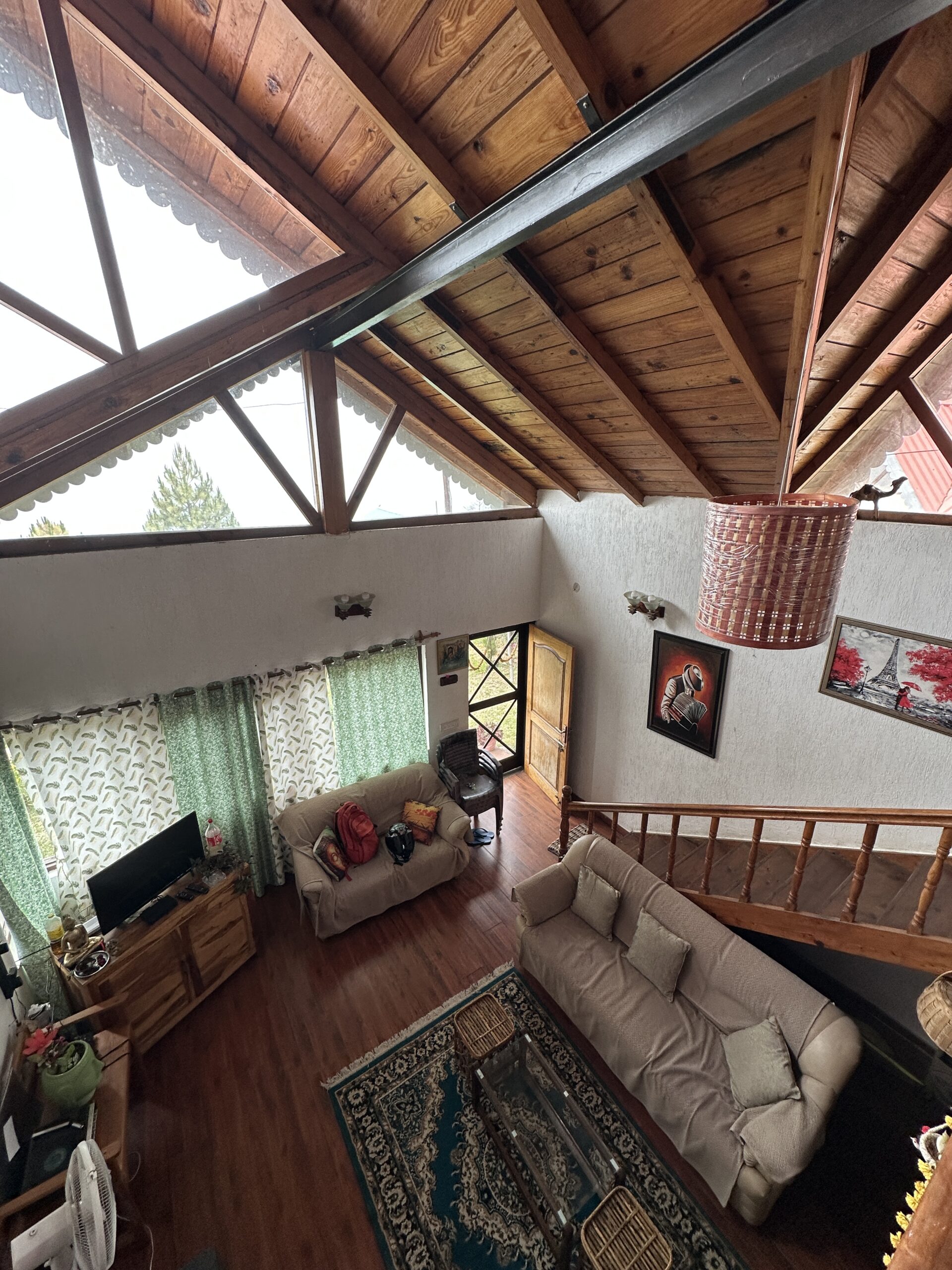 Cozy mountain bedroom at Bella Vista Homestay in Majkhali, Ranikhet